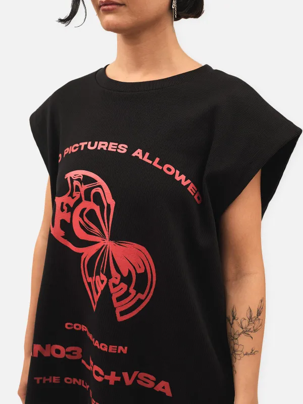 FINE CHAOS product — existing model shot